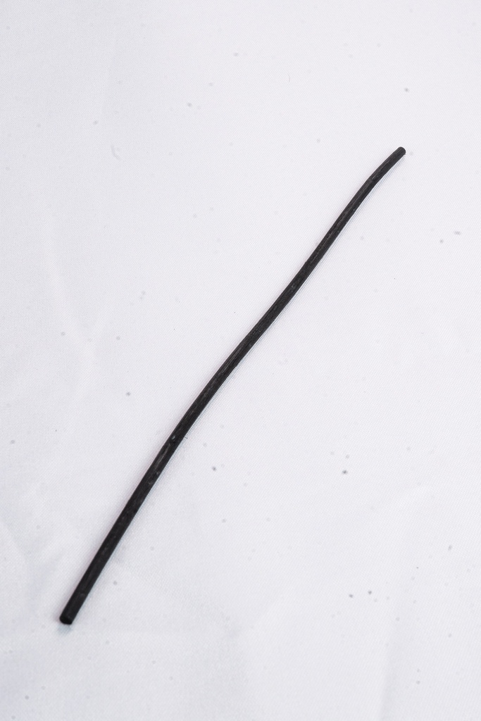 [45035] VARILLA DE RATTAN NEGRA 28CM X 4MM 