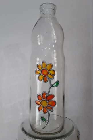 Botella de vidrio litro decorada con flores